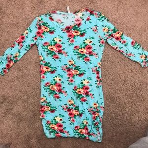 Teal Floral Top!